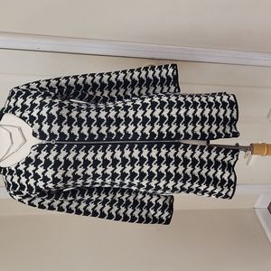Cardigan jacket with the zipper, black and white color, size 4